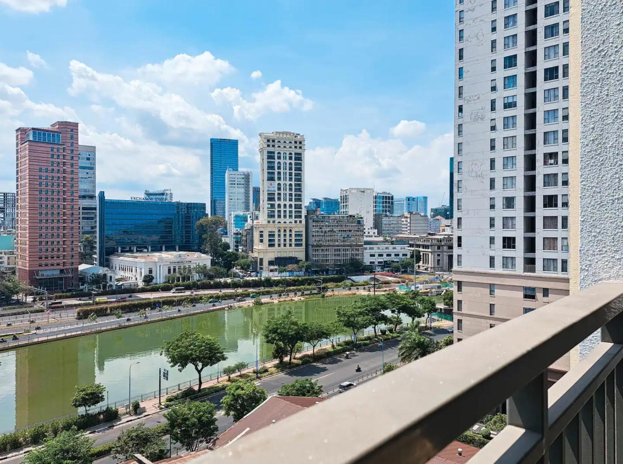 The Rivergate Apartments & Condo Saigon Thành Pho Ho Chí Minh Esterno foto